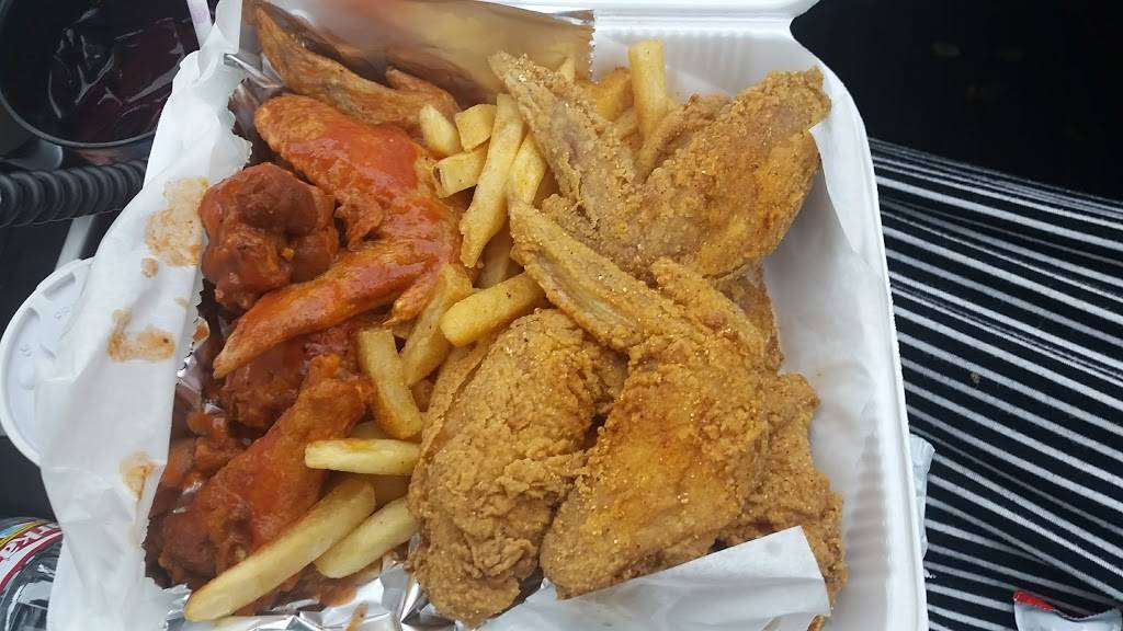 Phat Matts Hot Wings | restaurant | 2451 W Ledbetter Dr, Dallas, TX 75233, USA | 2143339464 OR +1 214-333-9464