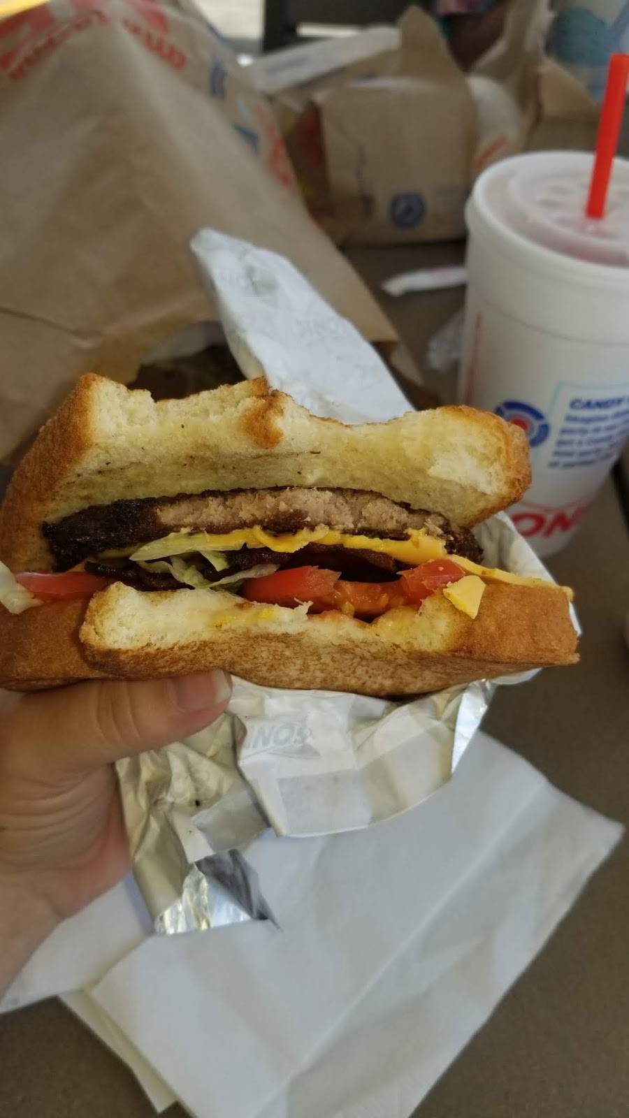 Sonic Drive-In | restaurant | 1703 S College St, Auburn, AL 36832, USA | 3345018437 OR +1 334-501-8437