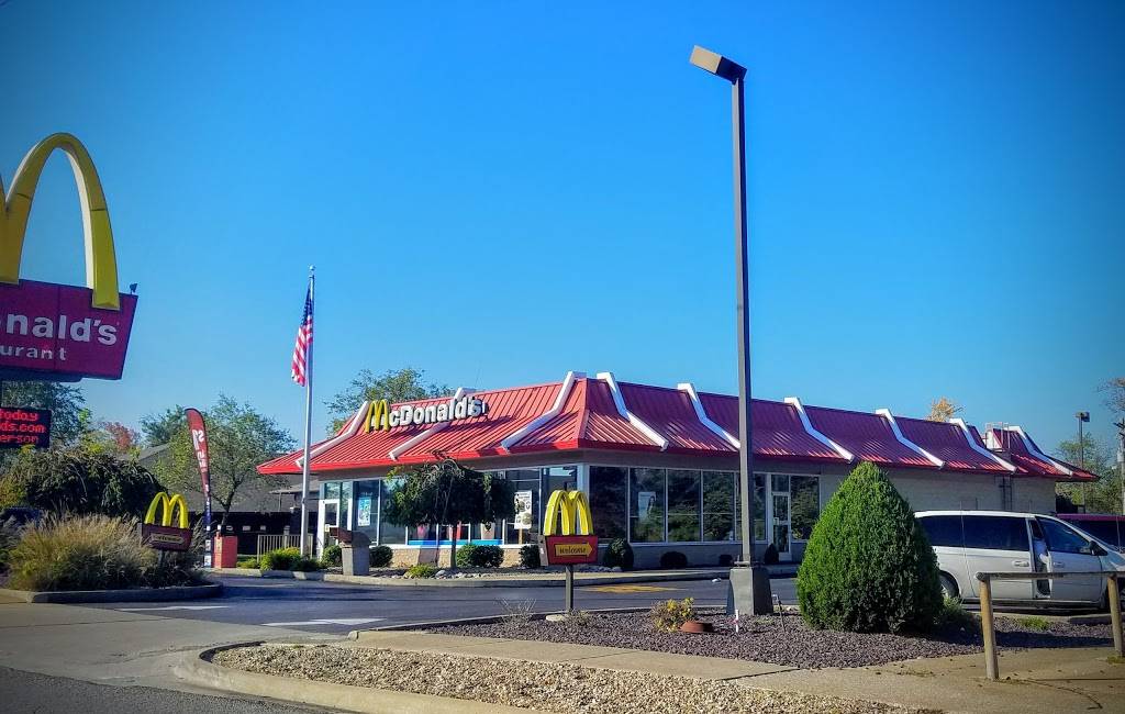 McDonalds | cafe | 2806 Broadway St, Mt Vernon, IL 62864, USA | 6182427802 OR +1 618-242-7802
