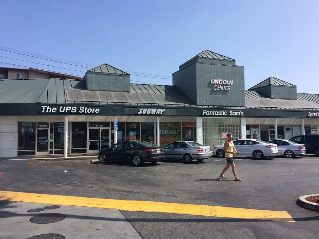 Subway Restaurants | restaurant | 2635 Lincoln Blvd, Santa Monica, CA 90405, USA | 3105813344 OR +1 310-581-3344