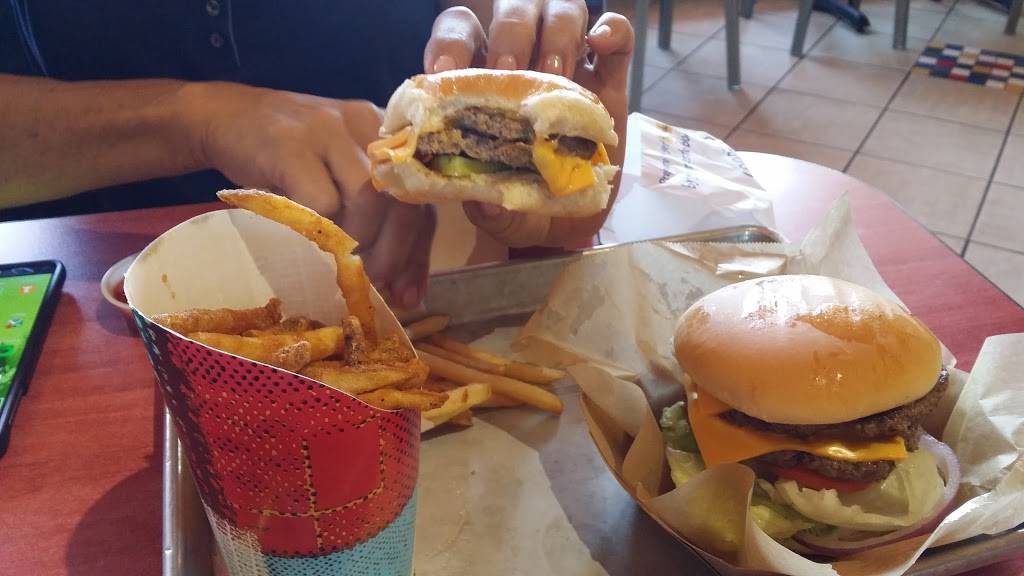 Good Times Burgers & Frozen Custard | restaurant | 24093 E Prospect Ave, Aurora, CO 80016, USA | 3036175577 OR +1 303-617-5577