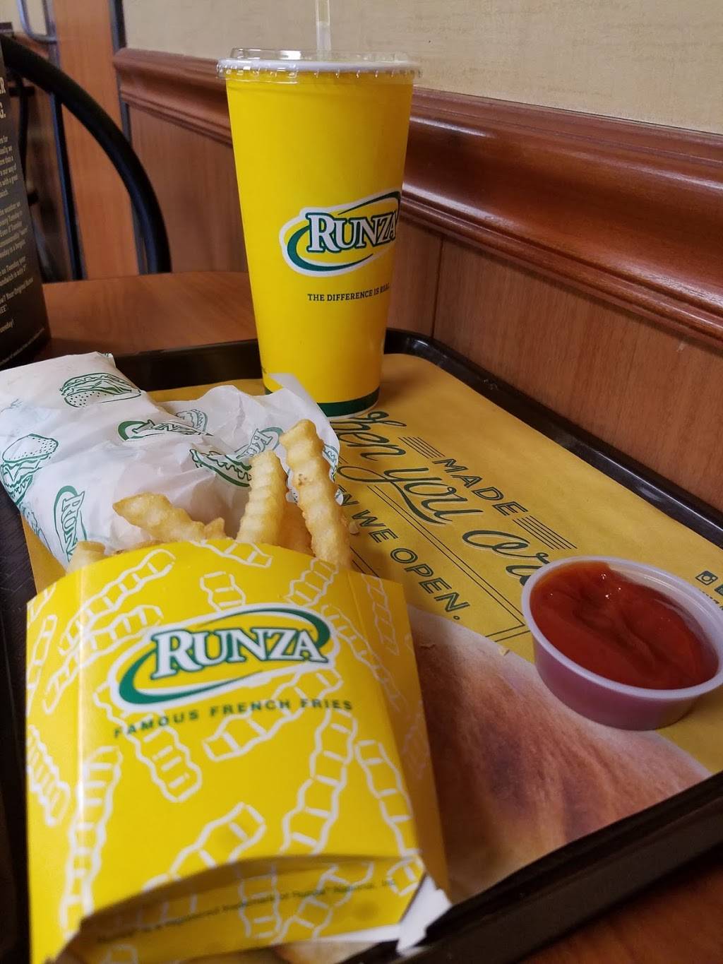 Runza Restaurant | restaurant | 4901 O St #2, Lincoln, NE 68510, USA | 4024885550 OR +1 402-488-5550