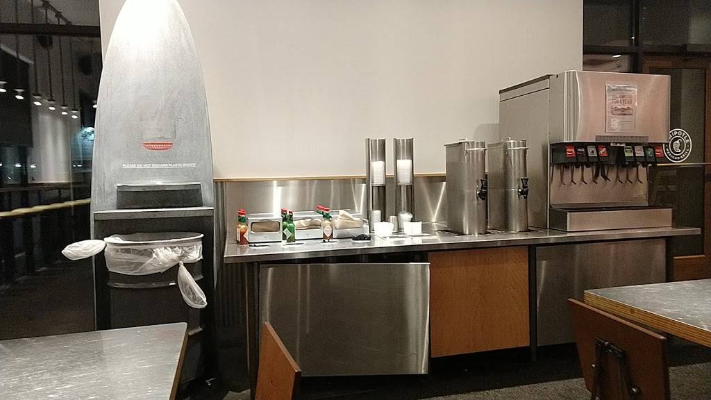 Chipotle Mexican Grill | restaurant | 3900 Hillsboro Pike Ste 28, Nashville, TN 37215, USA | 6152929199 OR +1 615-292-9199