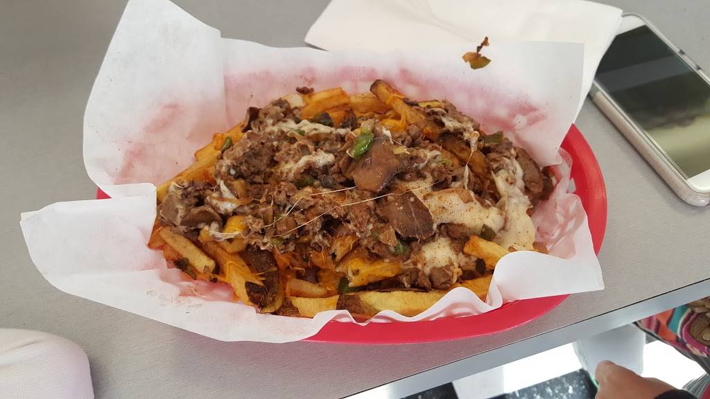 Classics Malt Shop | restaurant | 3625 Midway Dr Ste B, San Diego, CA 92110, USA | 6192261600 OR +1 619-226-1600