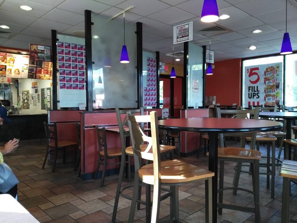 KFC | restaurant | 1590 S Main St, Chelsea, MI 48118, USA | 7344756683 OR +1 734-475-6683
