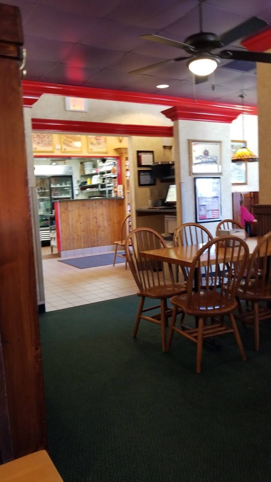 Monicals Pizza | restaurant | 703 N 3rd St, St Joseph, IL 61873, USA | 2174697777 OR +1 217-469-7777