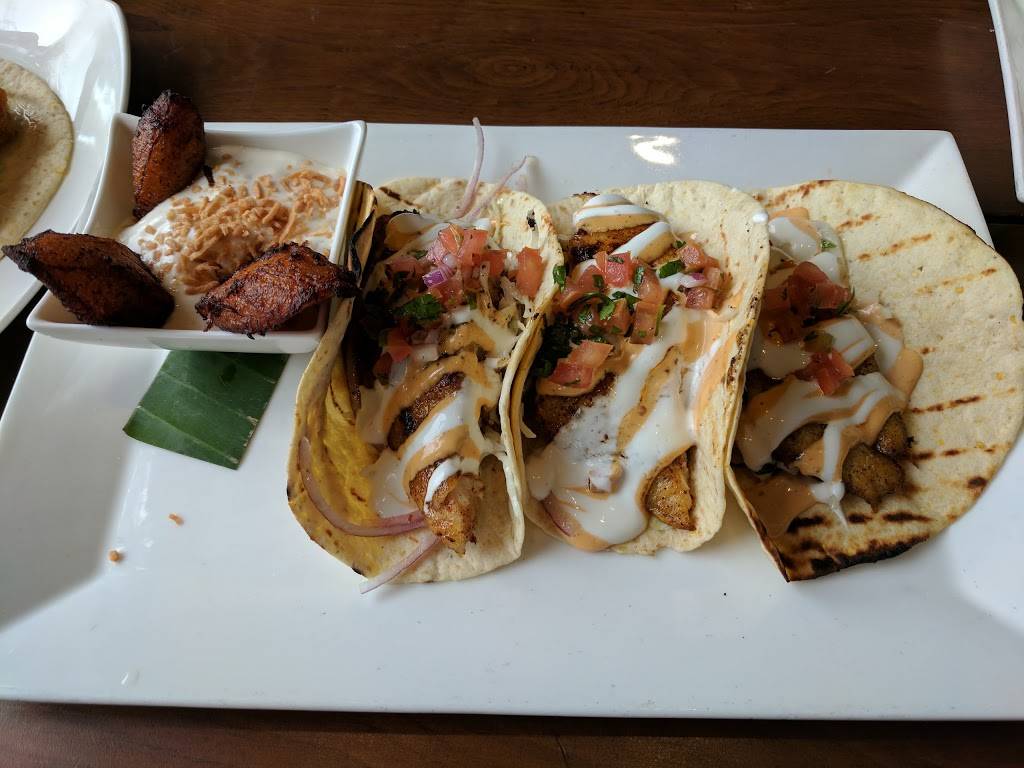 Tommy Bahama Restaurant, Bar & Store | restaurant | Downtown, 400 S Coast Hwy, Laguna Beach, CA 92651, USA | 9493766886 OR +1 949-376-6886