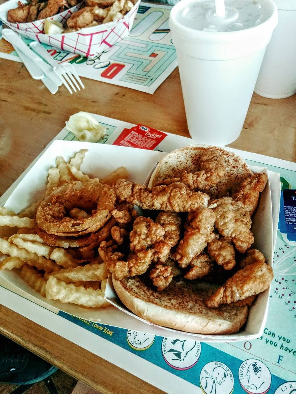 Circus Drive-In | restaurant | 1861 NJ-35, Wall Township, NJ 07719, USA | 7324492650 OR +1 732-449-2650