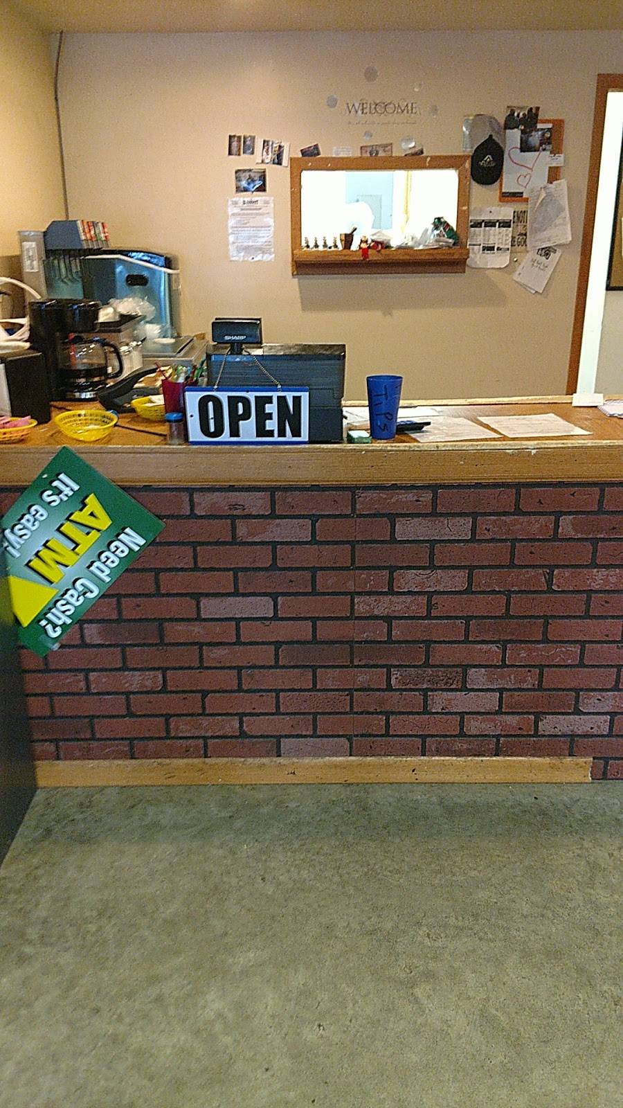 John Johns BBQ | restaurant | 103 N Mayor Caliper Drive, Colp, IL 62921, USA | 6189859885 OR +1 618-985-9885