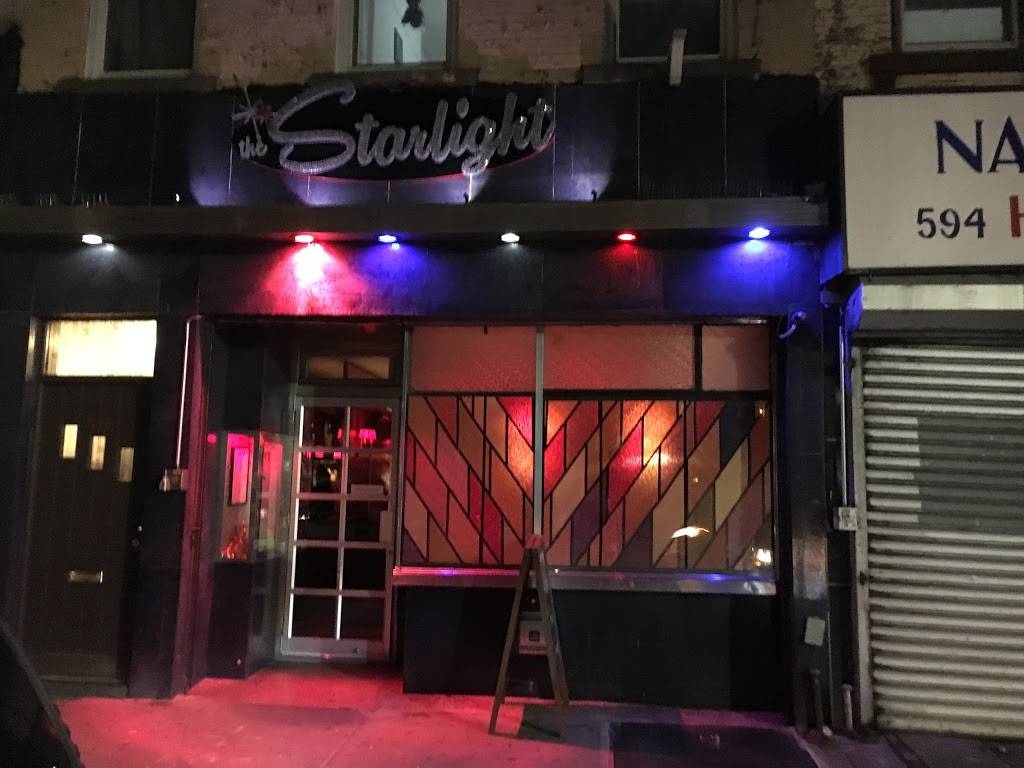 The Starlight | restaurant | 596 Grand St, Brooklyn, NY 11211, USA | 7184863700 OR +1 718-486-3700
