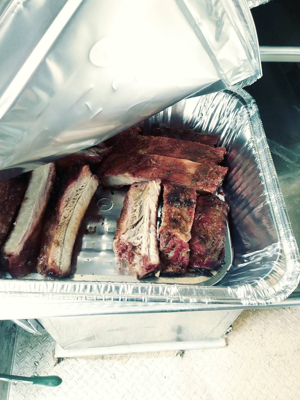 R.W.B Bar-B.Q. | restaurant | 3514 Ellwood Rd Suite 1, New Castle, PA 16101, USA | 7247302433 OR +1 724-730-2433