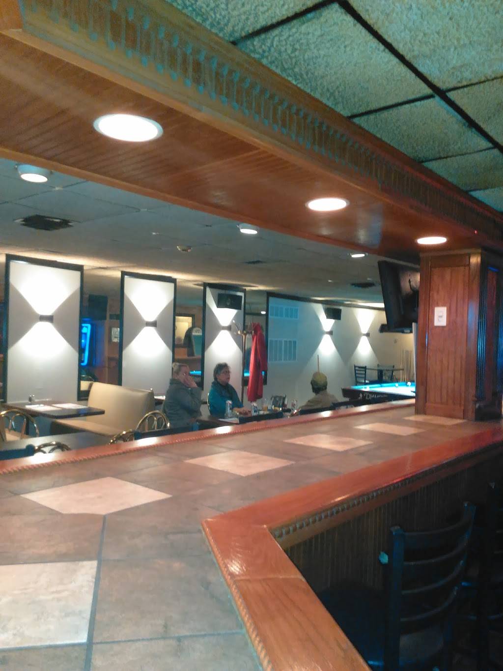 Tops Restaurant | restaurant | 3791 Derry St, Harrisburg, PA 17111, USA | 7175642650 OR +1 717-564-2650