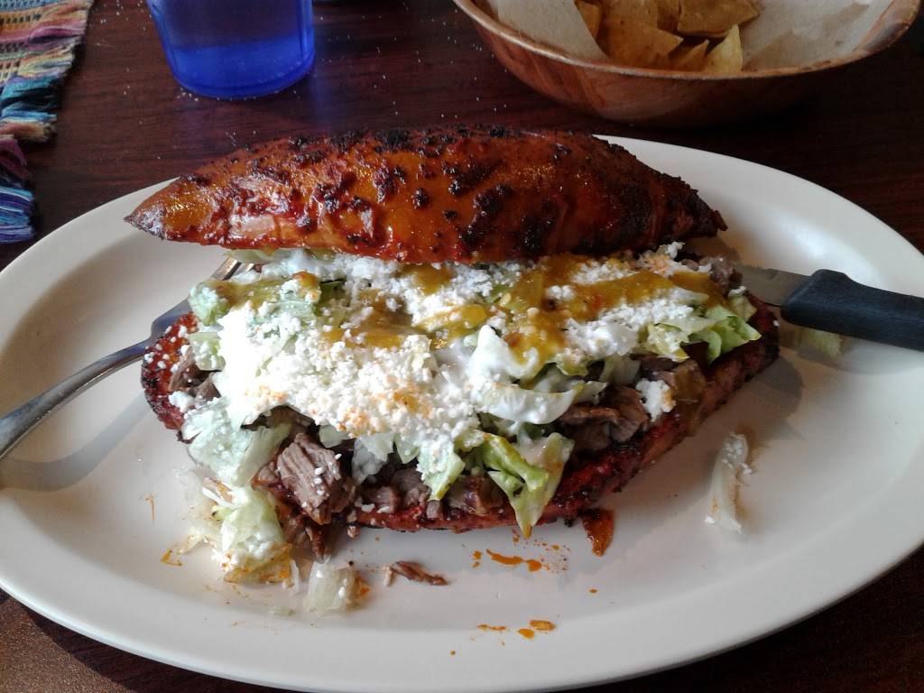 El Habanero | restaurant | 3300 W Fullerton Ave, Chicago, IL 60647, USA | 7732279225 OR +1 773-227-9225