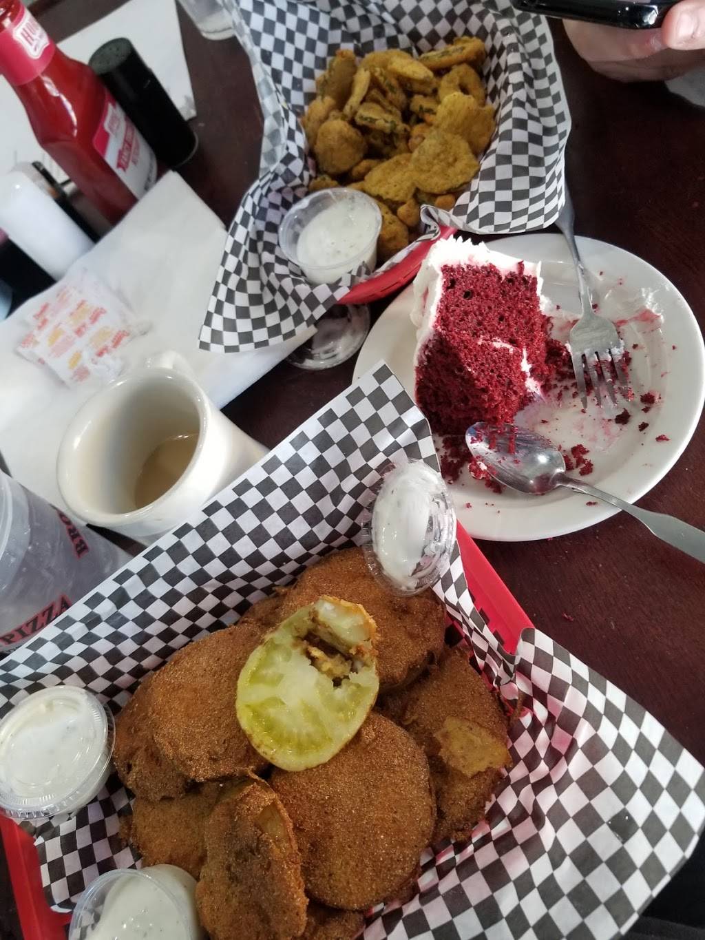 Broadway Pizza East | restaurant | 629 S Mendenhall Rd, Memphis, TN 38117, USA | 9012071546 OR +1 901-207-1546