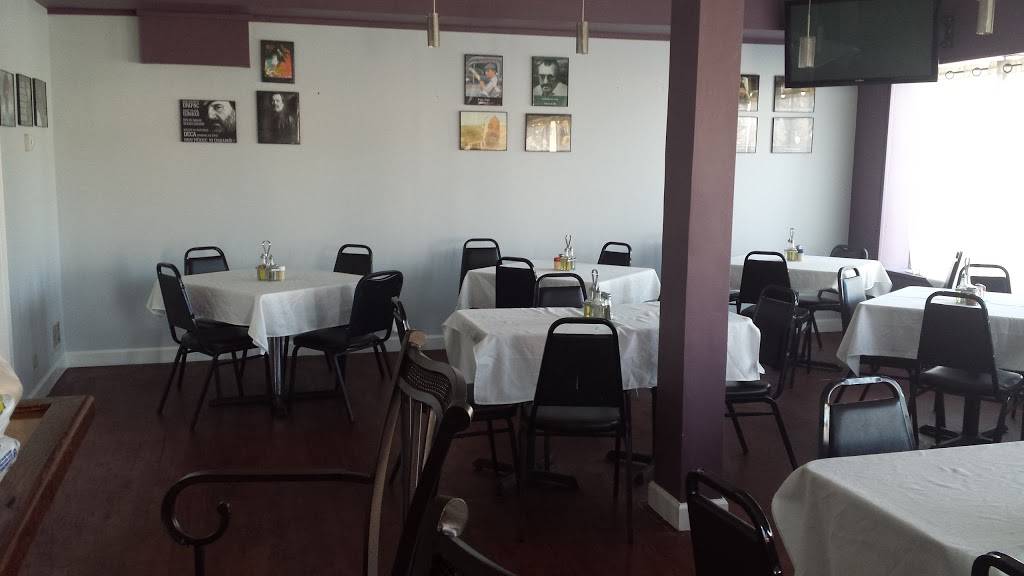 Dunav Restaurant | restaurant | 8801 Ogden Ave, Brookfield, IL 60513, USA | 7082555218 OR +1 708-255-5218