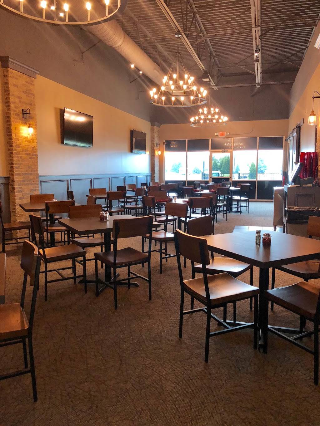 Pearl Street Pizzeria & Pub | restaurant | 10462 Olio Rd, Fishers, IN 46040, USA | 3173368703 OR +1 317-336-8703