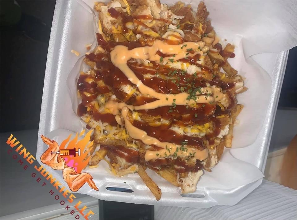 Wing Junkies | restaurant | 901 Simmons Dr, Orange, TX 77630, USA | 4093302880 OR +1 409-330-2880