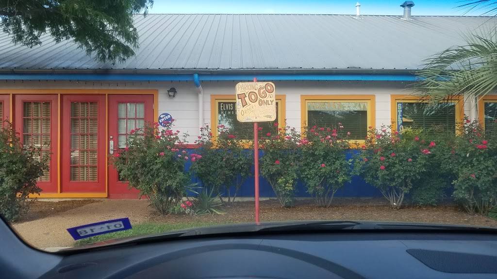 Chuys | restaurant | 2320 N Interstate Hwy 35, Round Rock, TX 78681, USA | 5122552211 OR +1 512-255-2211