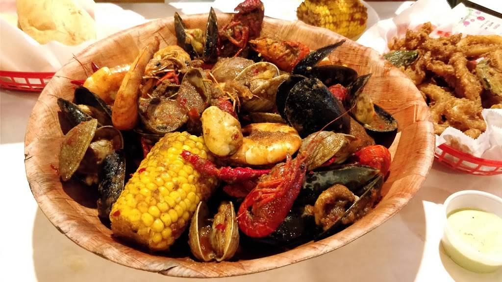 Bucket O Crawfish | restaurant | 1919 Webster St, Alameda, CA 94501, USA | 5102638578 OR +1 510-263-8578