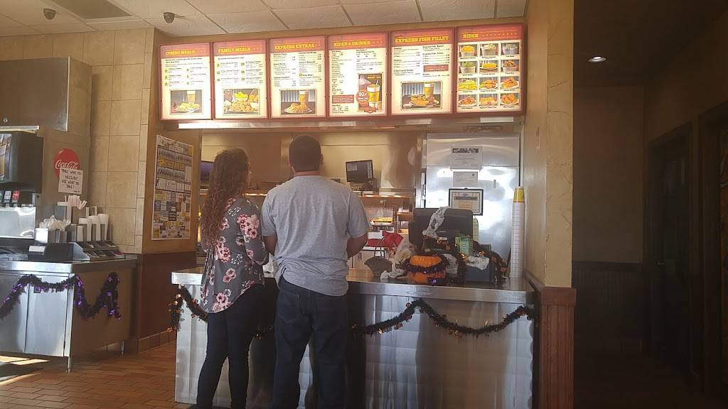 Chicken Express | restaurant | 13282 TX-29, Liberty Hill, TX 78642, USA | 5125486390 OR +1 512-548-6390