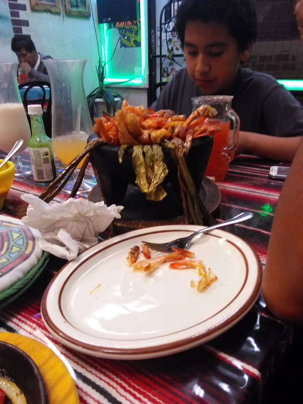 El Tenampa | restaurant | 556 N Eastern Ave C, Las Vegas, NV 89101, USA | 7025981716 OR +1 702-598-1716