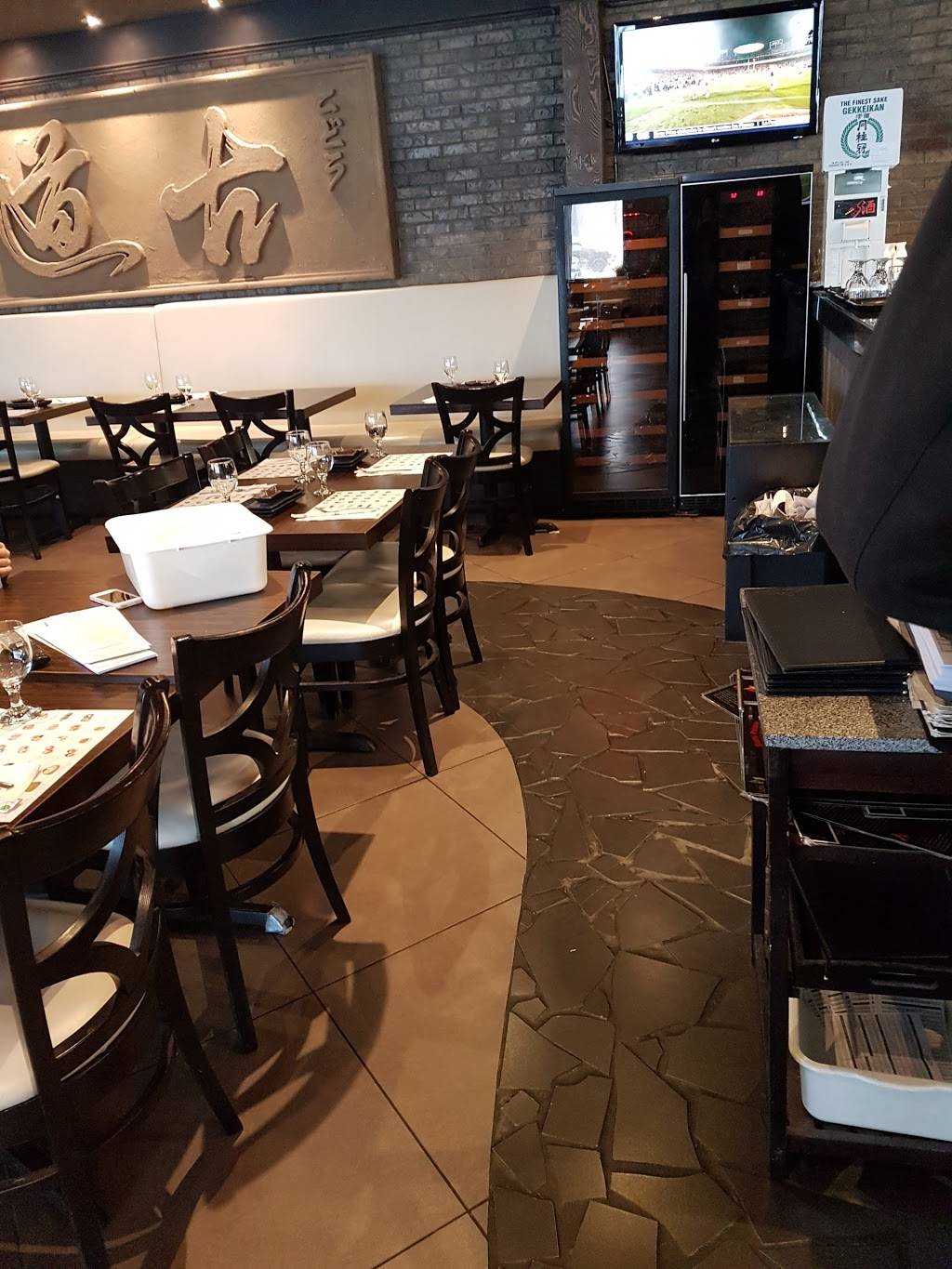 Sushi Palace | restaurant | 1001 Boulevard de Montarville #40, Boucherville, QC J4B 6R2, Canada | 4504490081 OR +1 450-449-0081