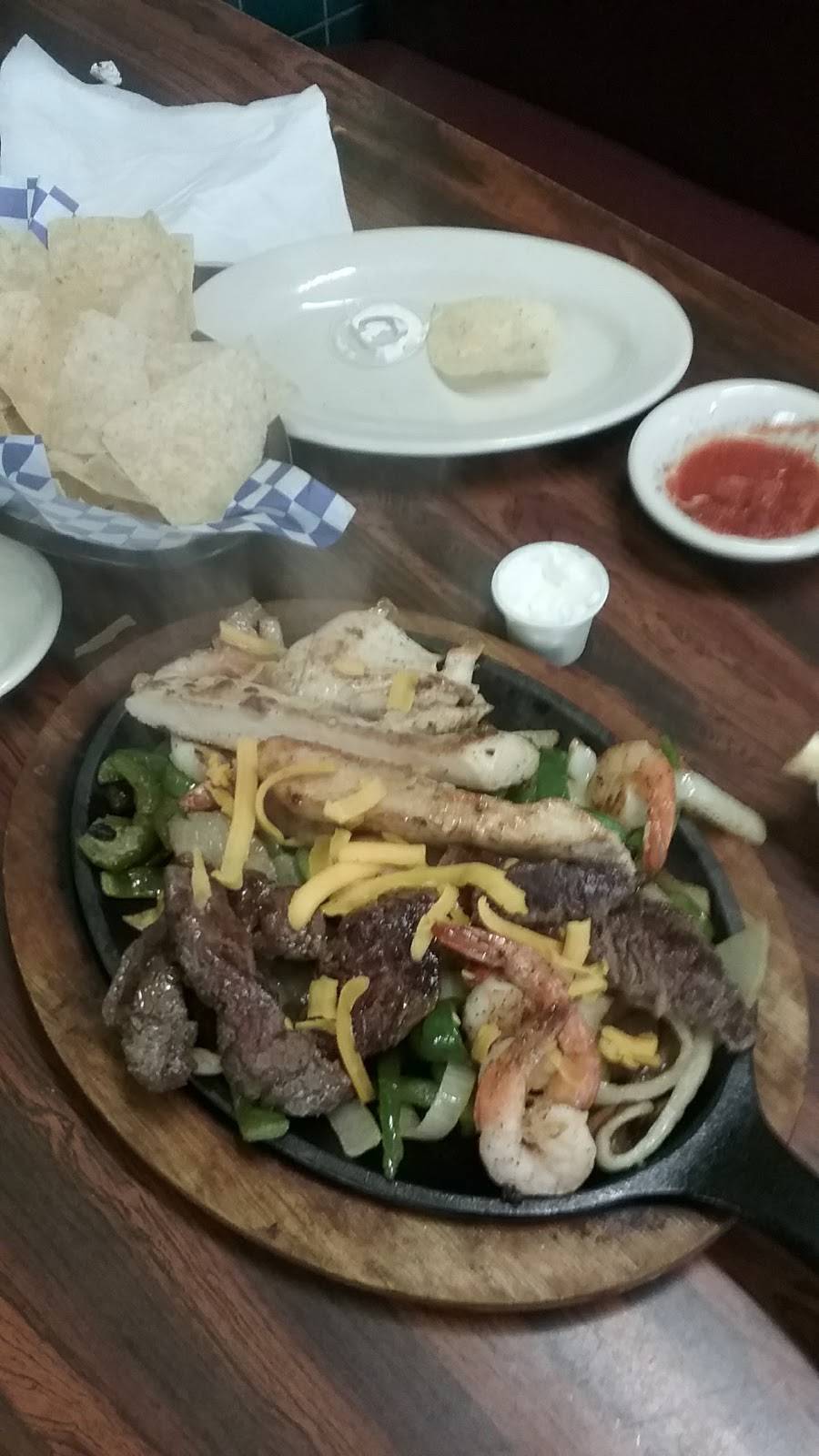 Acapulcos | restaurant | 225 E Belt Line Rd, DeSoto, TX 75115, USA | 9722301351 OR +1 972-230-1351