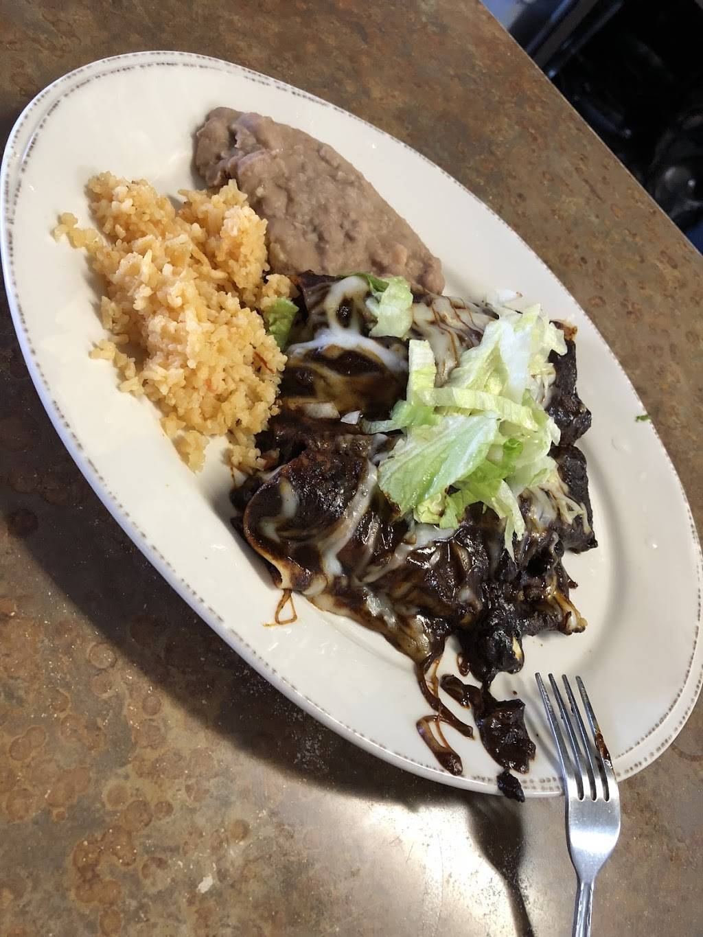 Campesino Cafe | restaurant | 322 E Charter Way, Stockton, CA 95206, USA | 2094652265 OR +1 209-465-2265