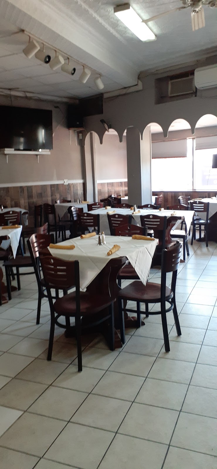 La Bahia | restaurant | 3201 Mt Pleasant St NW, Washington, DC 20010, USA | 2023872159 OR +1 202-387-2159