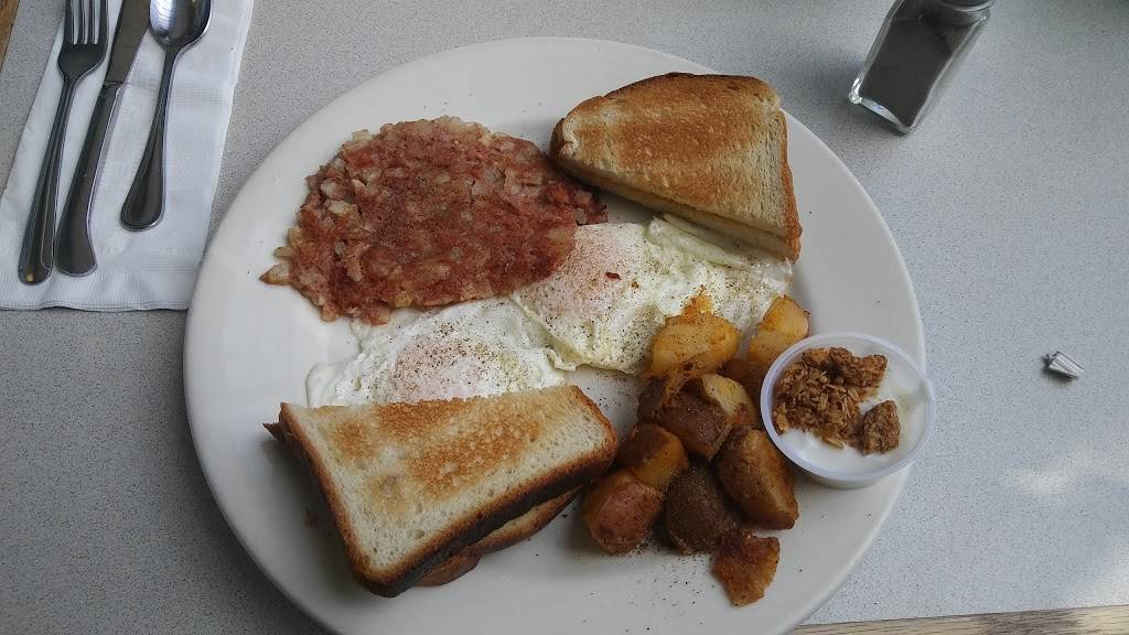 Whaling City Diner | restaurant | 894 Purchase St, New Bedford, MA 02740, USA | 7742061693 OR +1 774-206-1693