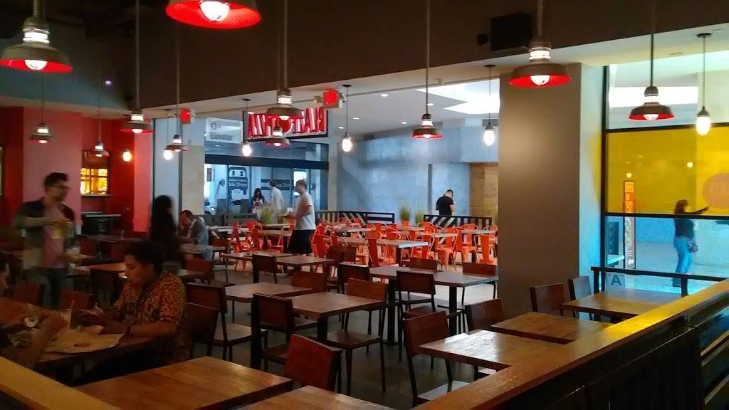 Blaze Pizza | meal takeaway | 6600 Topanga Canyon Blvd, Canoga Park, CA 91303, USA | 8184950992 OR +1 818-495-0992