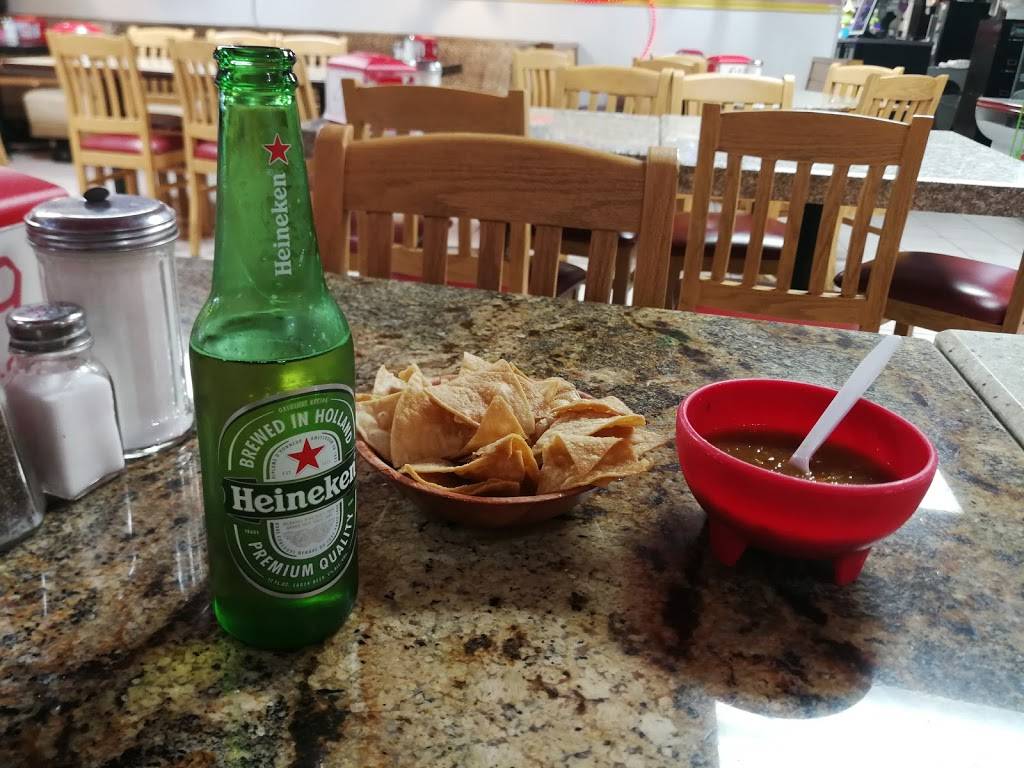 Bees Mexican Restaurant & Bakery | restaurant | 808 Lockhill Selma Rd, San Antonio, TX 78213, USA | 2103421886 OR +1 210-342-1886