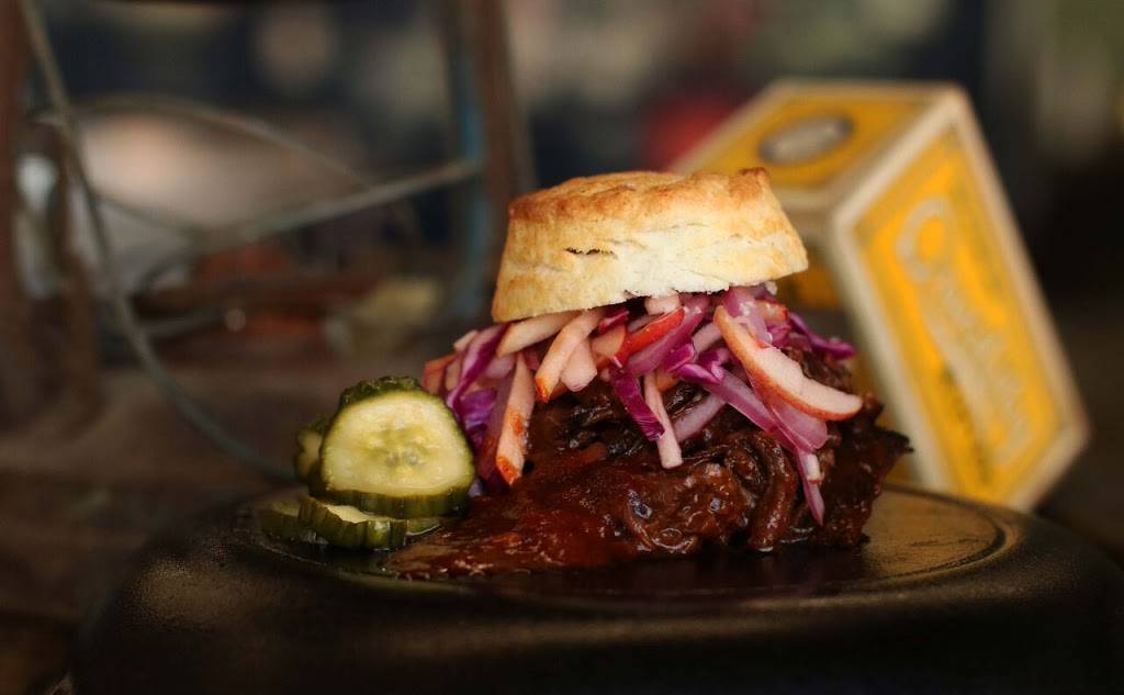 Boomtown Biscuits & Whiskey | restaurant | 1201 Broadway St, Cincinnati, OH 45202, USA | 5133812666 OR +1 513-381-2666