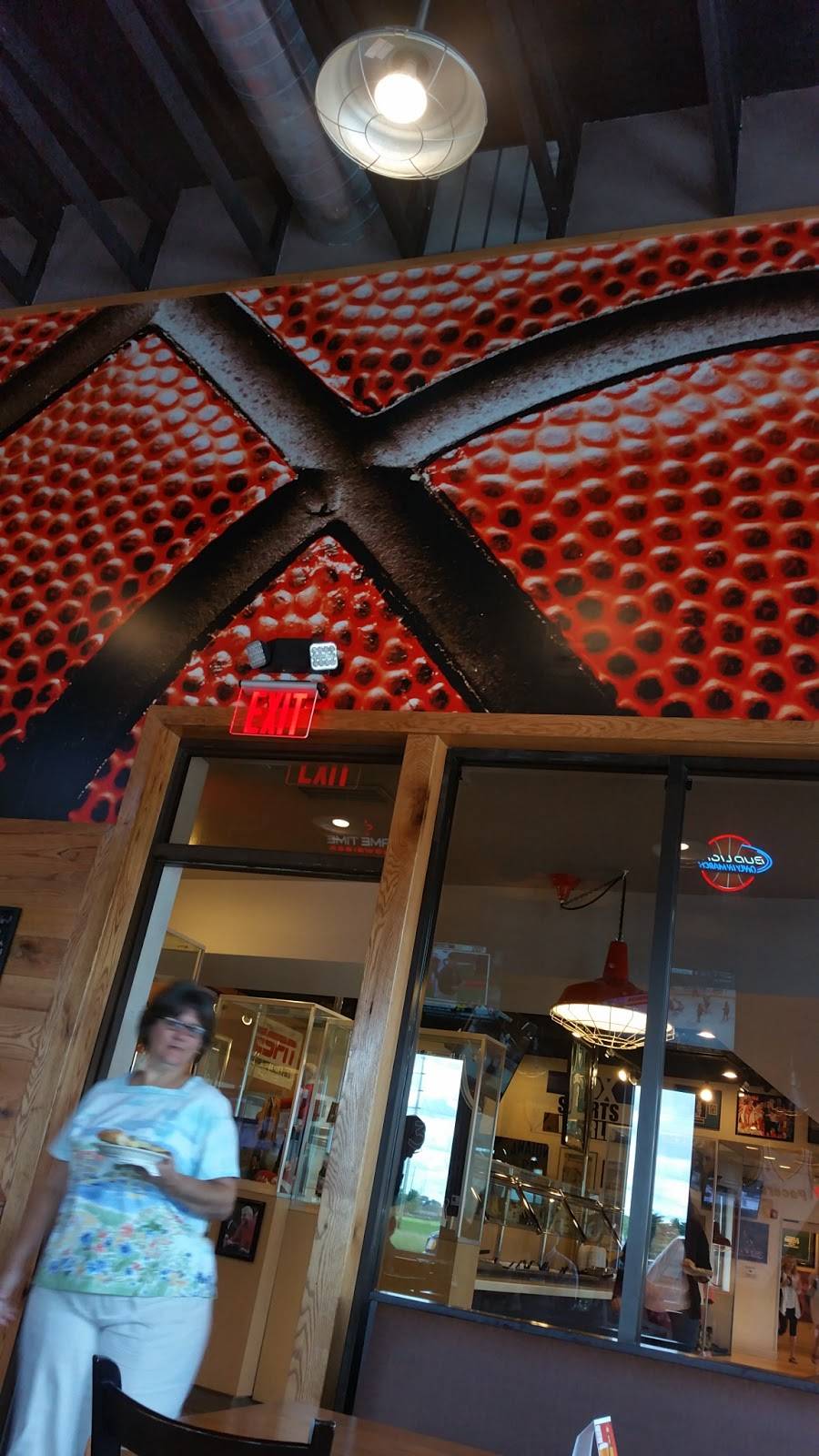 Mozzis Pizza | restaurant | 2221 W Main St, Greenfield, IN 46140, USA | 3174622999 OR +1 317-462-2999