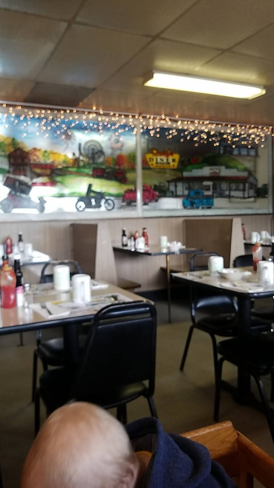 Roxys Diner | restaurant | 1113 New Castle Rd, Prospect, PA 16052, USA | 7248651100 OR +1 724-865-1100