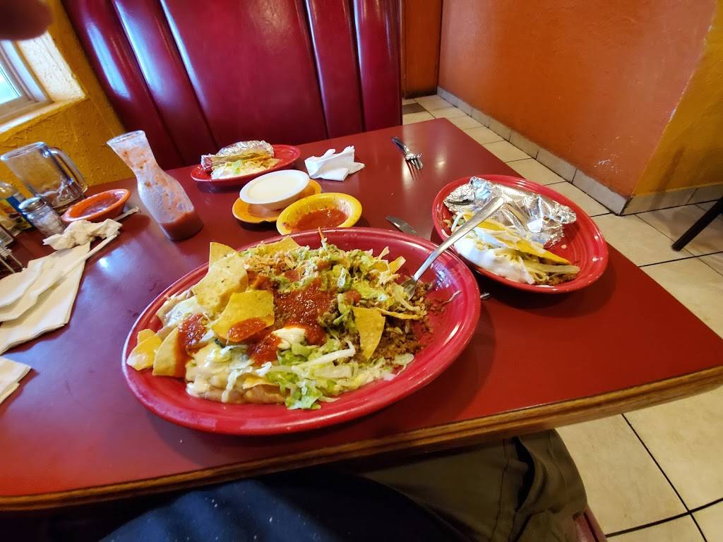 El Camino Real | restaurant | 120 Polk Ave, Warsaw, MO 65355, USA | 6604389994 OR +1 660-438-9994