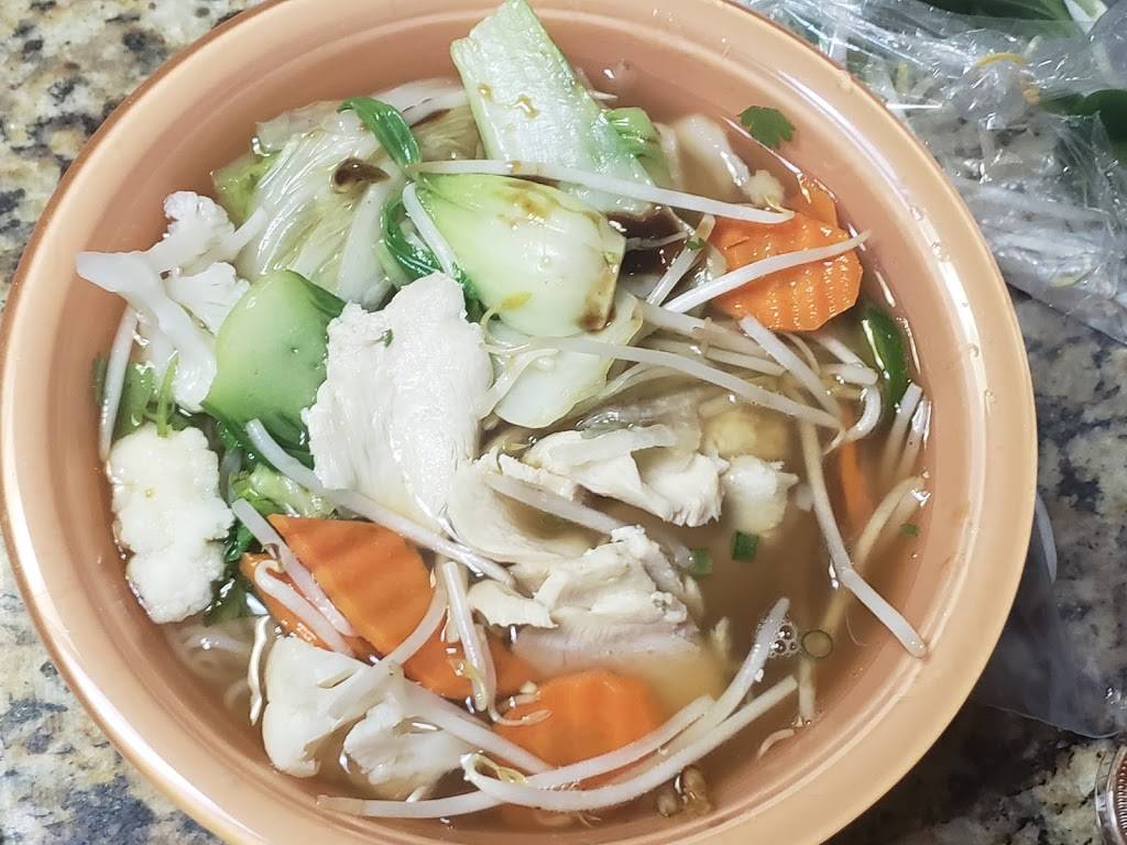 Pho Belwood | restaurant | 21520 Bear Valley Rd, Apple Valley, CA 92308, USA | 7605037009 OR +1 760-503-7009