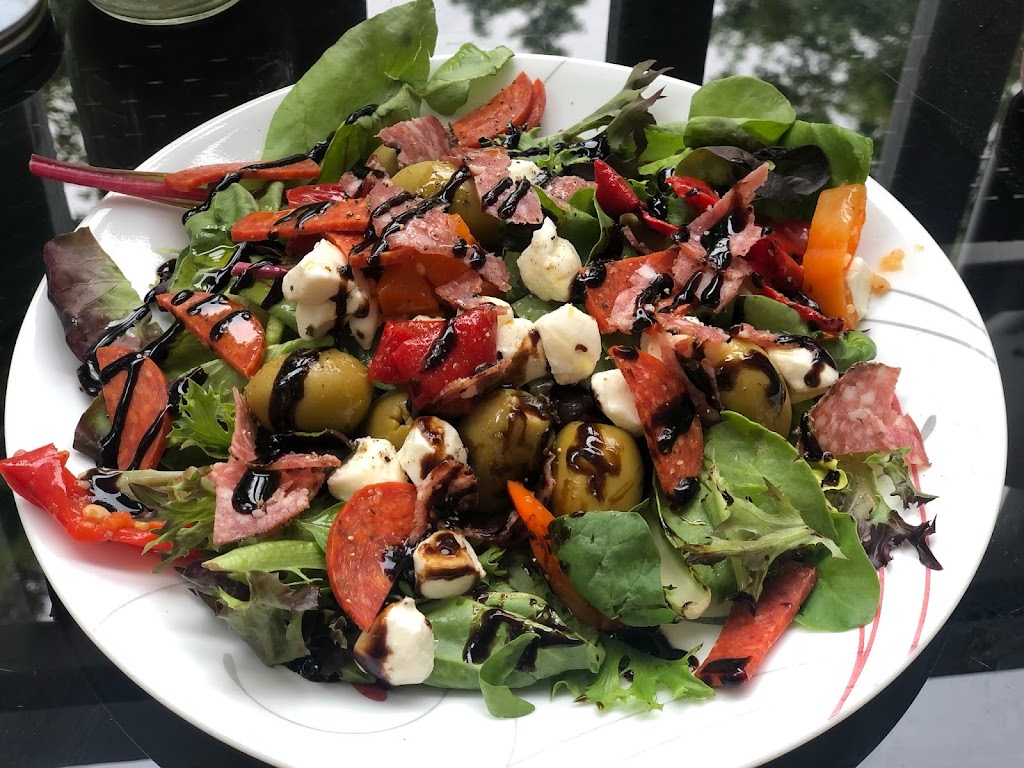 Ouray Wine Garden | restaurant | 317 2nd St, Ouray, CO 81427, USA | 7024687161 OR +1 702-468-7161