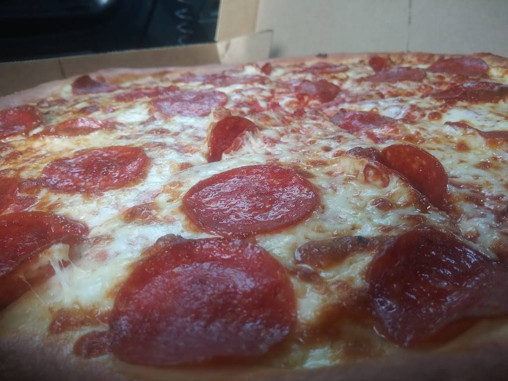 Little Caesars Pizza | meal takeaway | 5185 W 34th St, Houston, TX 77092, USA | 7132637071 OR +1 713-263-7071