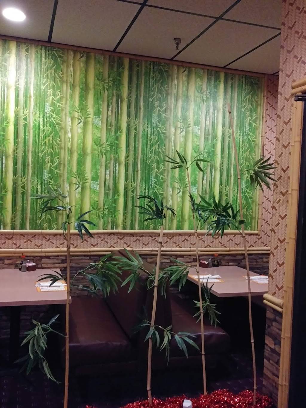 Blue Jade | restaurant | 7080 Engle Rd, Cleveland, OH 44130, USA | 4402341668 OR +1 440-234-1668