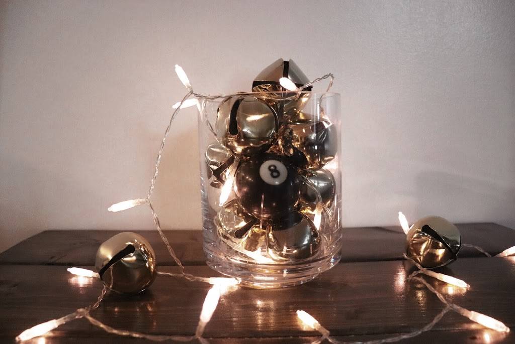 Berry & White Billiards (The Jungle) | restaurant | 96 N 5th St, Brooklyn, NY 11249, USA | 3478896221 OR +1 347-889-6221