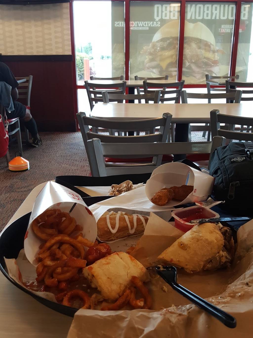 Arbys | restaurant | 211 University Blvd E, Tuscaloosa, AL 35401, USA | 2053451916 OR +1 205-345-1916