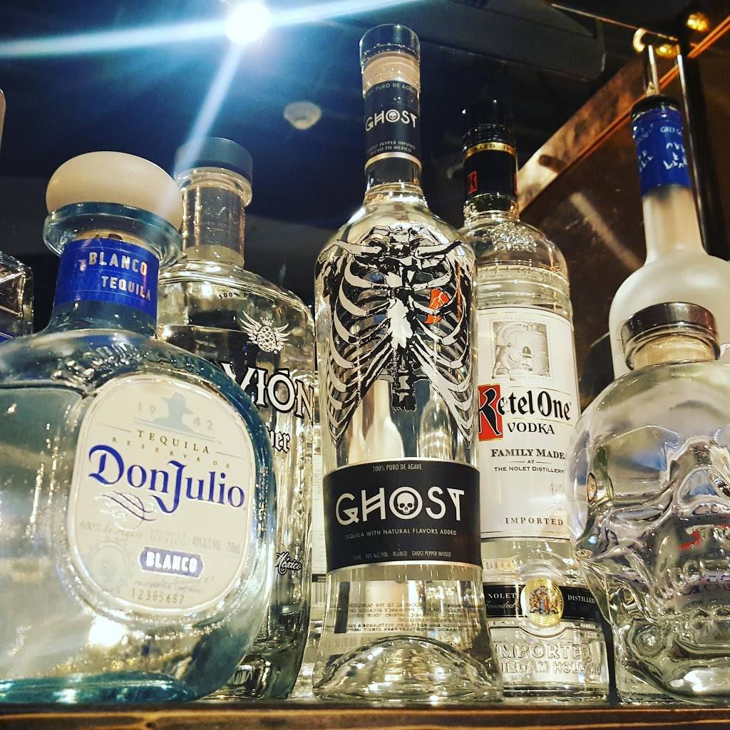 Liberty Publick House | restaurant | 777 Plymouth St, Holbrook, MA 02343, USA | 7818850956 OR +1 781-885-0956