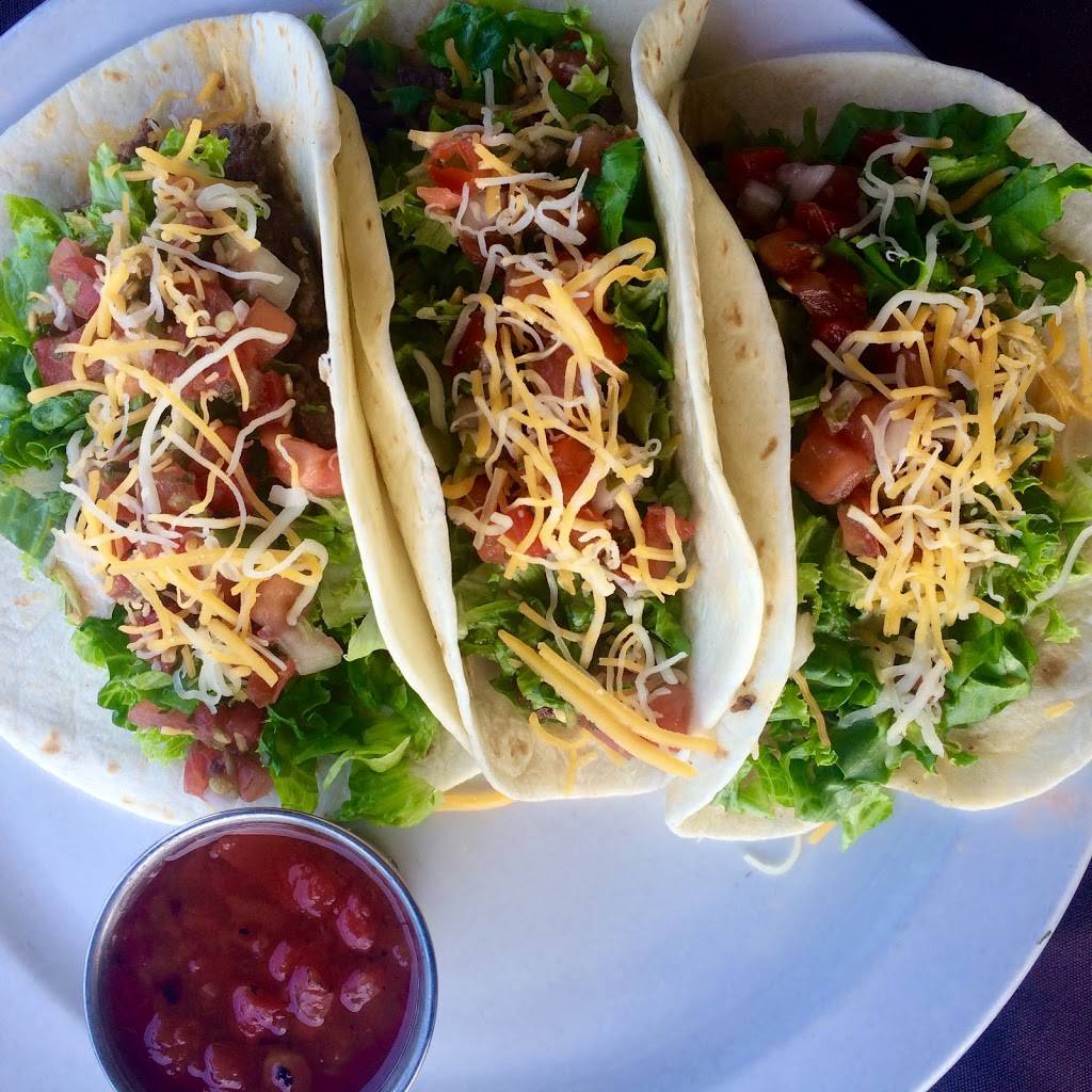 Rivershore Bar & Grill | restaurant | 1900 Clackamette Dr, Oregon City, OR 97045, USA | 5036555155 OR +1 503-655-5155