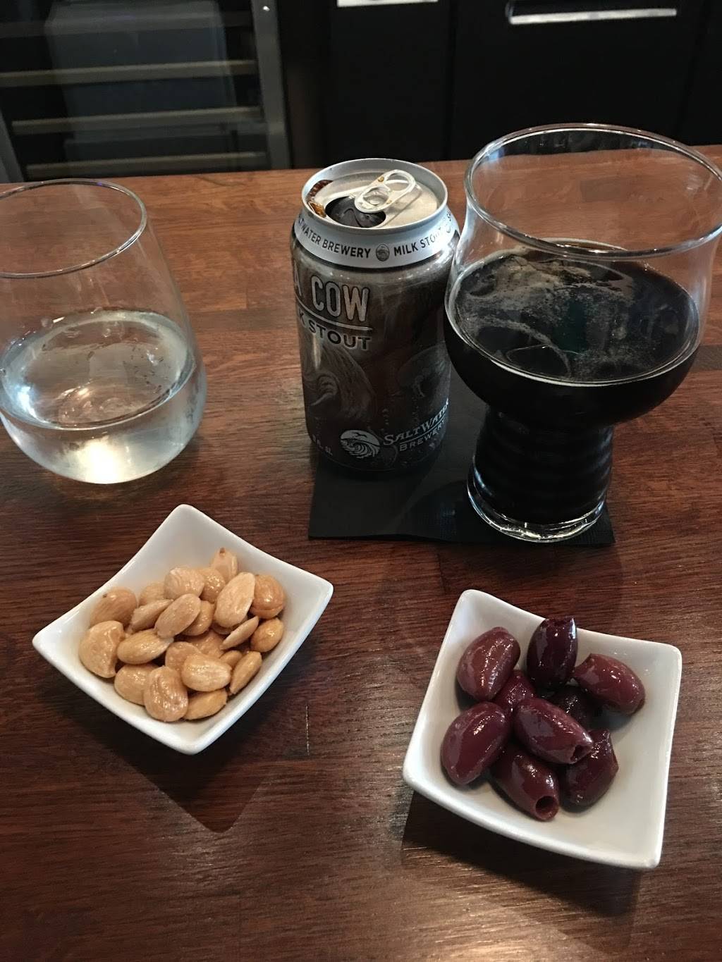 Flight Wine Lounge & Shop | night club | 9711 NE 2nd Ave, Miami Shores, FL 33138, USA | 3053921277 OR +1 305-392-1277