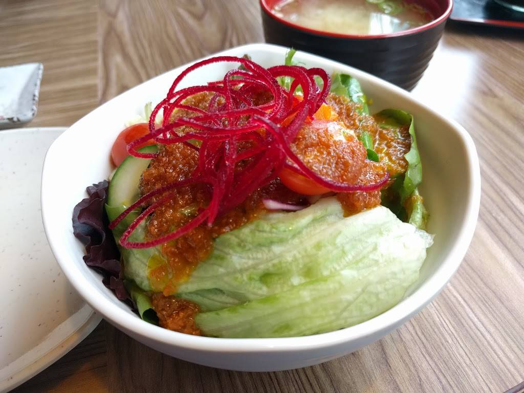 Nama Sushi | restaurant | 750 St Clair Ave W, Toronto, ON M6C 1B5, Canada | 4166520711 OR +1 416-652-0711