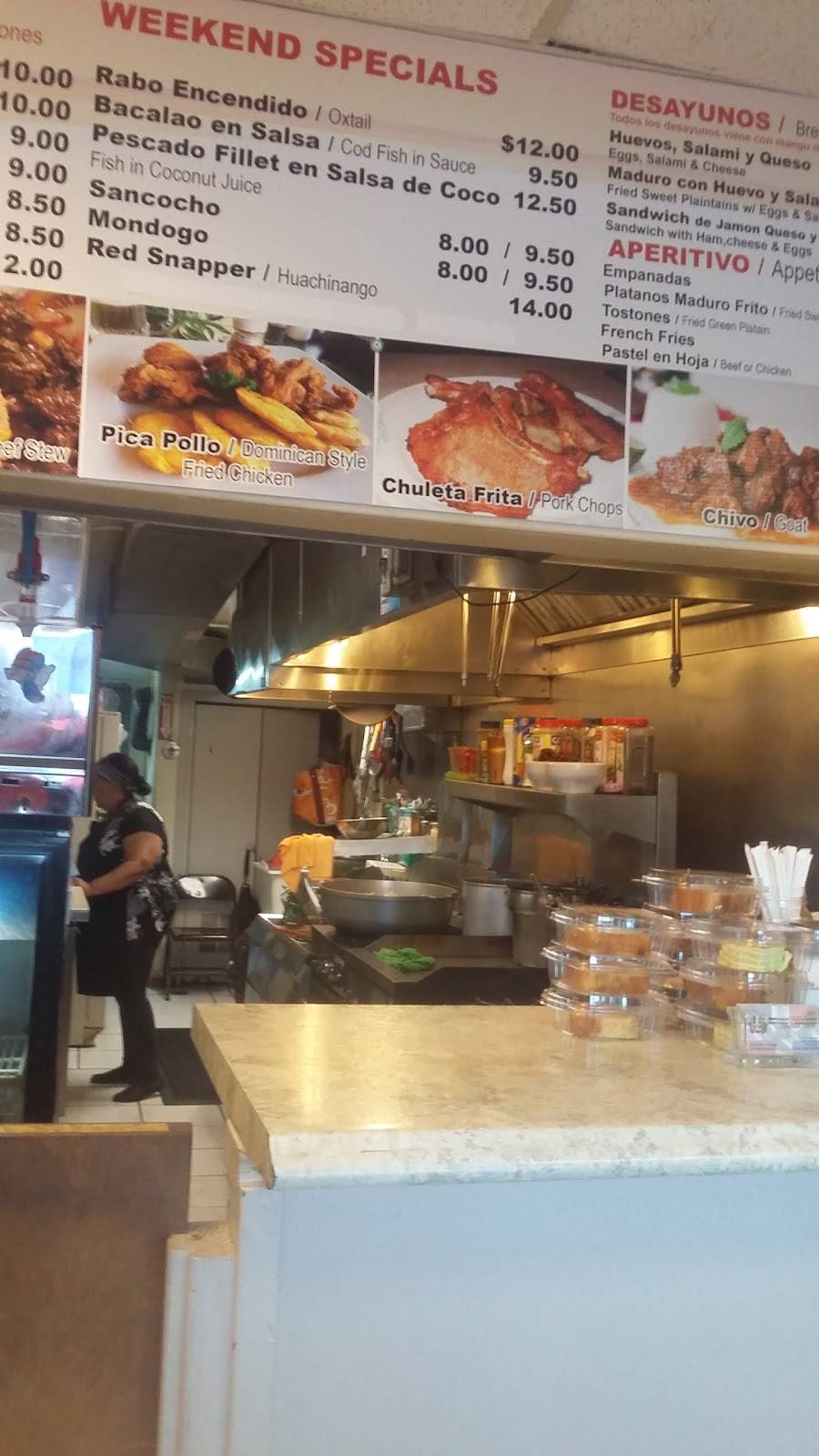 Morenas Kitchen Caribbean Cuisine | restaurant | 5054 1/2 W Armitage Ave B, Chicago, IL 60639, USA | 7736227200 OR +1 773-622-7200