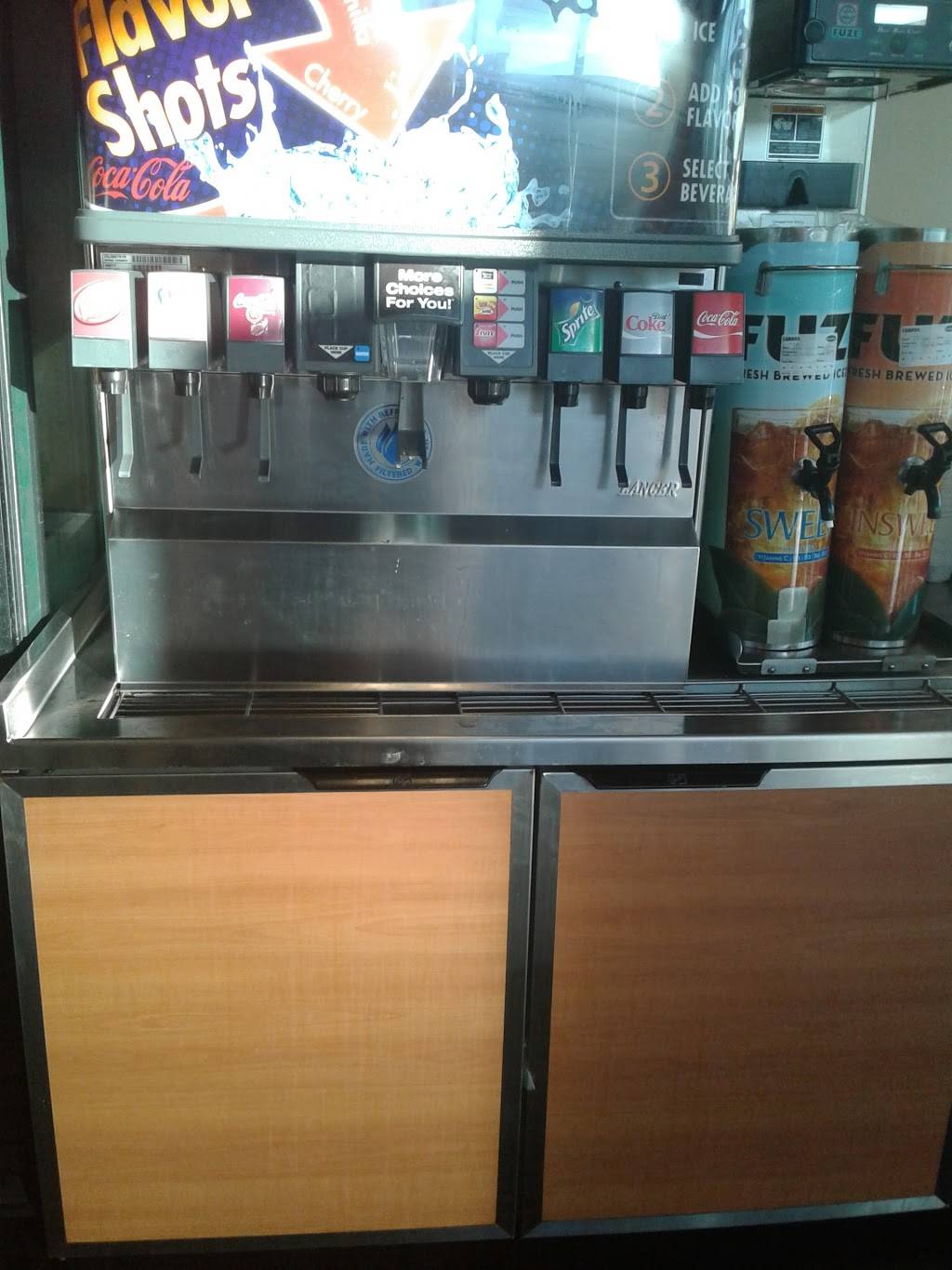 Subway | restaurant | 1918 165th St, Gateway Promenade Ste 100, Hammond, IN 46323, USA | 2198440544 OR +1 219-844-0544