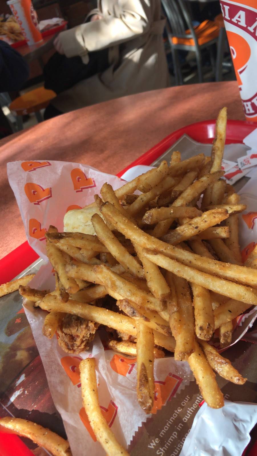 Popeyes Louisiana Kitchen | meal takeaway | 480 Hespeler Rd, Cambridge, ON N1R 7R9, Canada | 5195130340 OR +1 519-513-0340