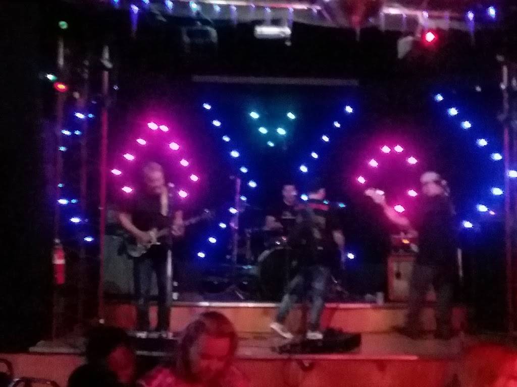 R & R Sports Bar & Grill | restaurant | 1840 Barker Cypress Rd, Houston, TX 77084, USA | 2815782704 OR +1 281-578-2704